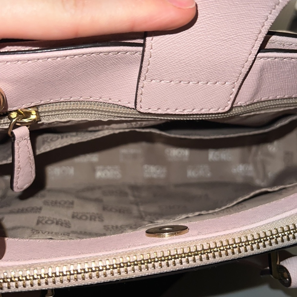 Michael Kora Handbag - Picture 5 of 6